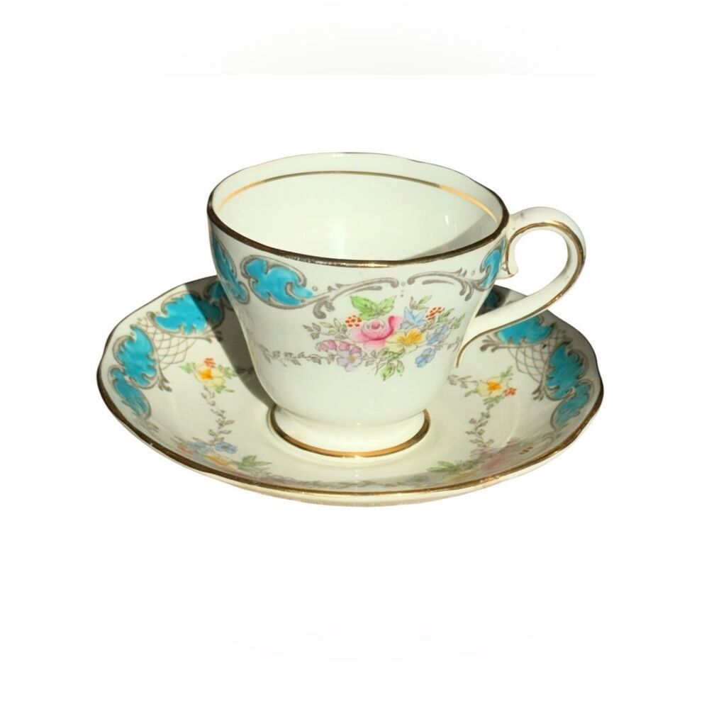 Vintage Salisbury Fine Bone China Chelsea Floral Teacup Saucer Gold Trim England